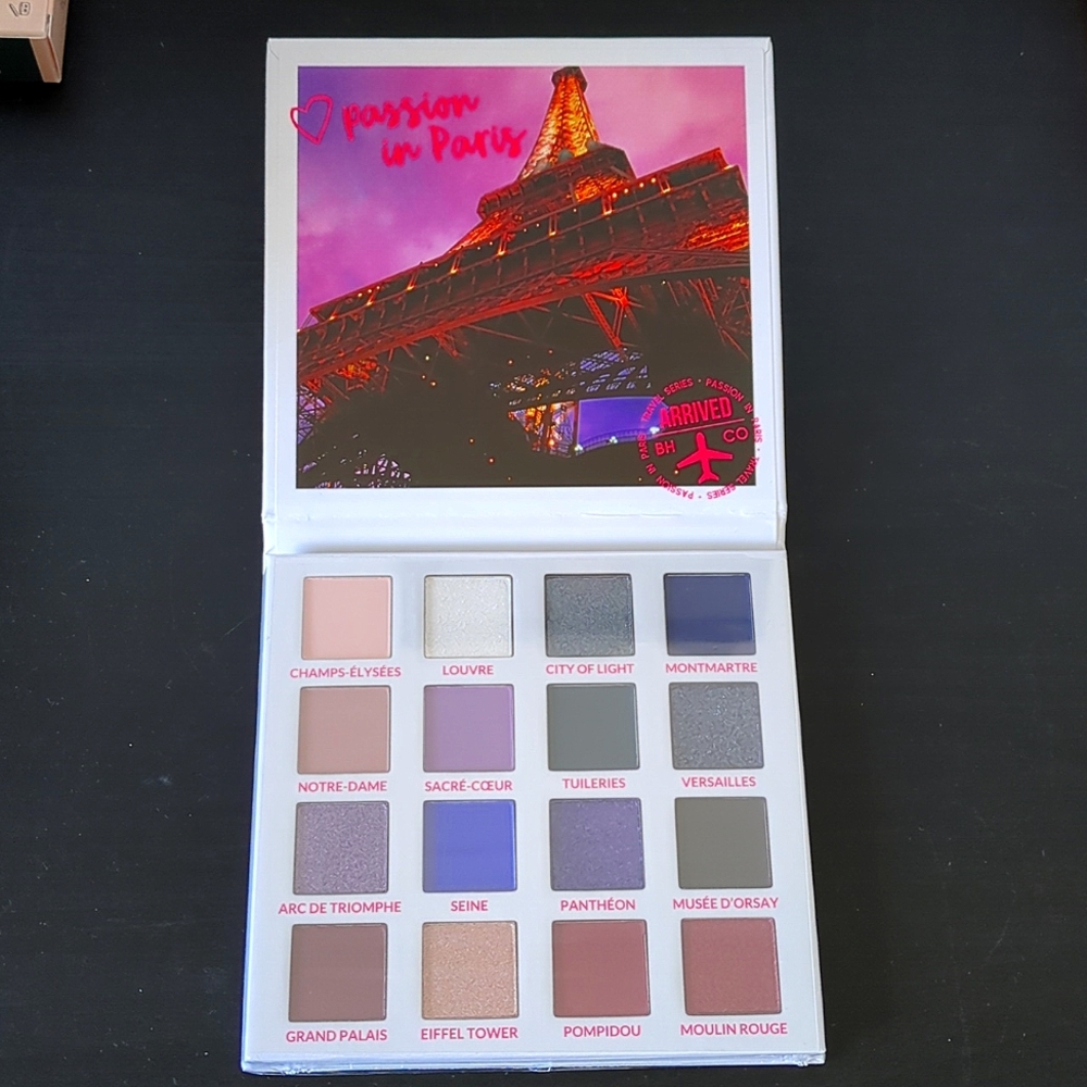 BH Cosmetics Paris palette